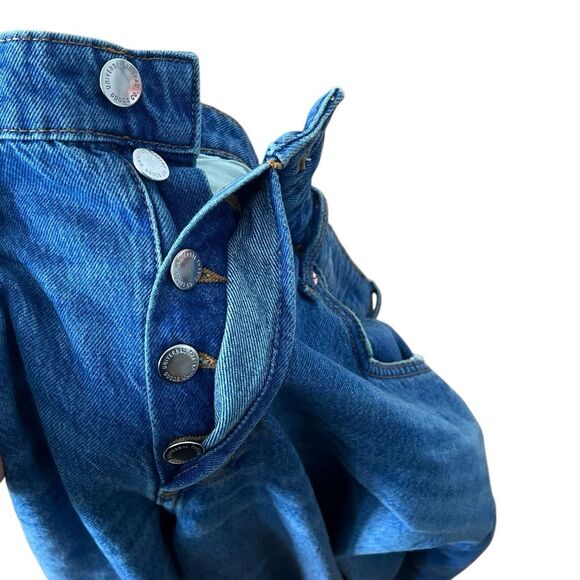 Universal Thread NWOT Mid Rise 90s Button Fly Distressed Baggy Jeans Blue Sz 18 - Picture 5 of 9